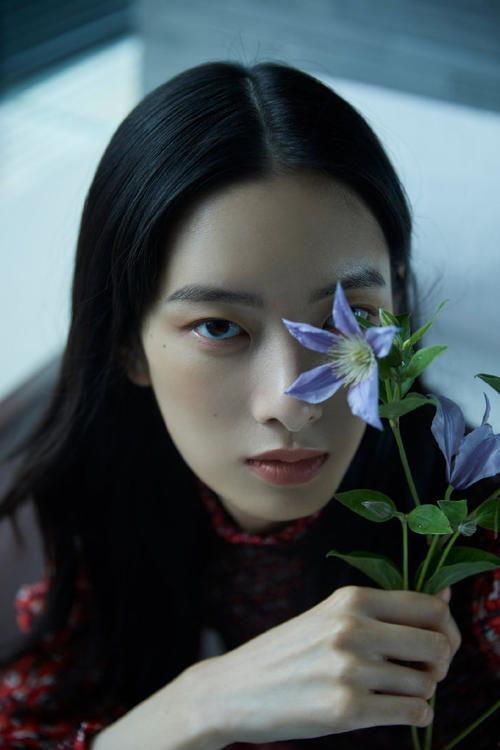 网红变超模 小说,逆袭之路的璀璨蜕变